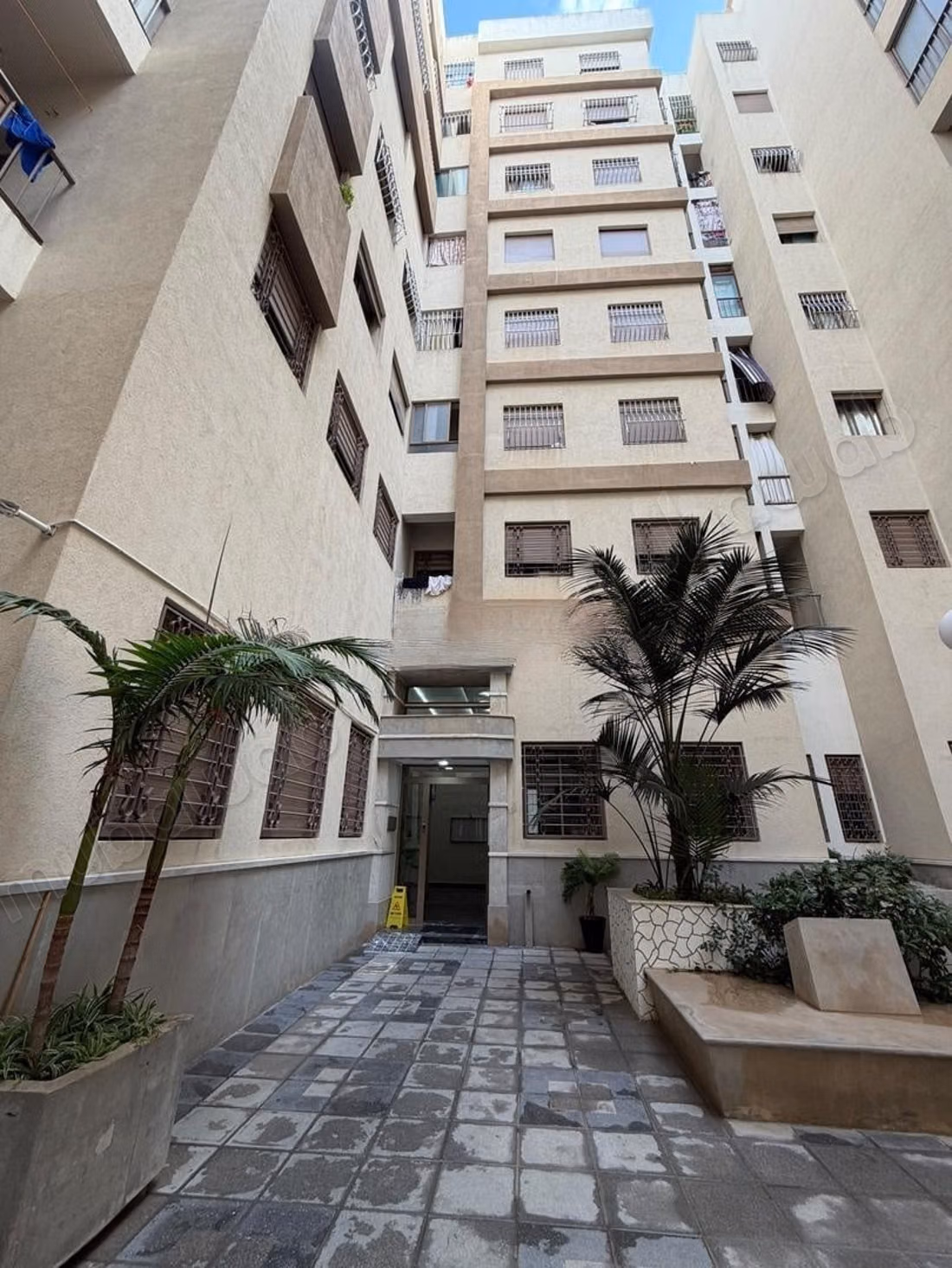 Appartement vide à louer à les jardins de Tanger