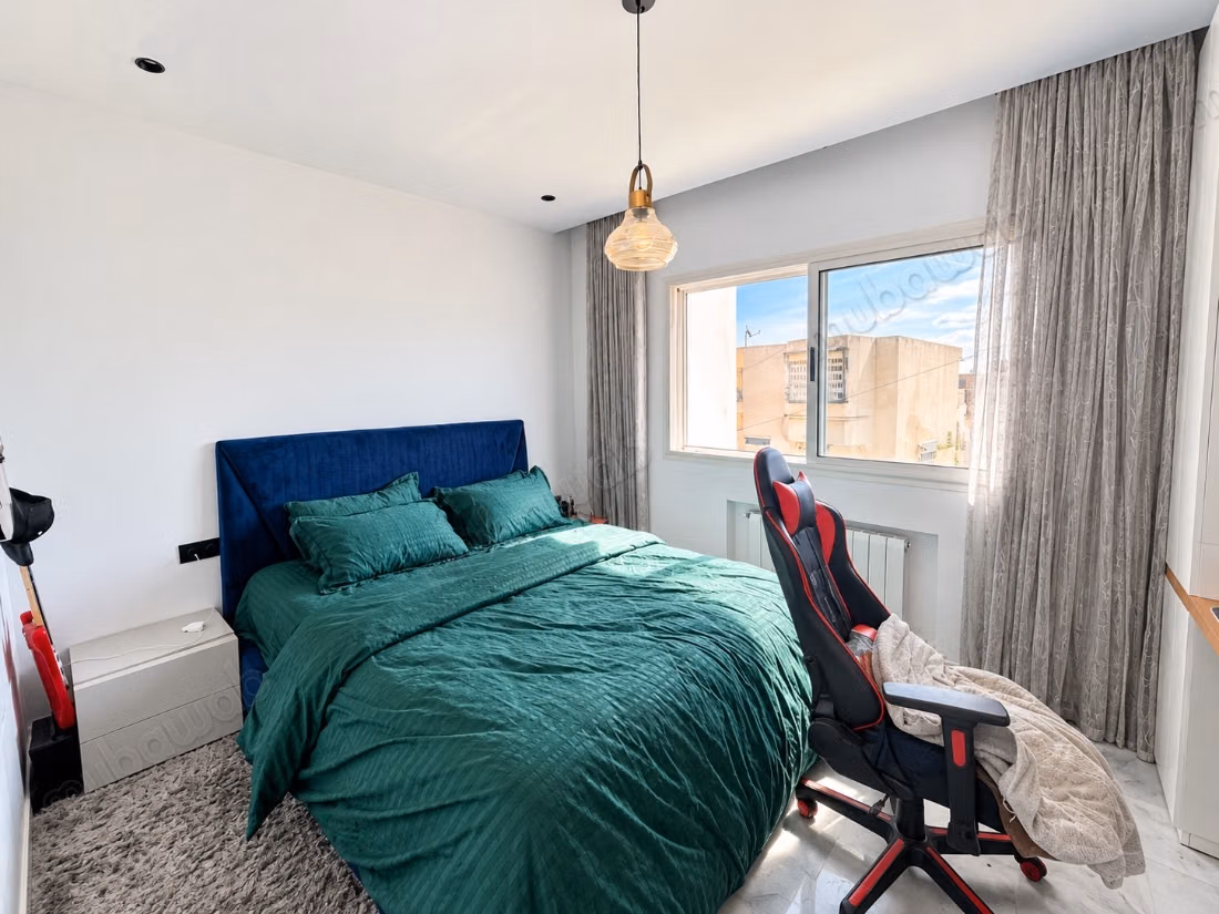 A vendre villa s3 et appartement s2 à l'étage