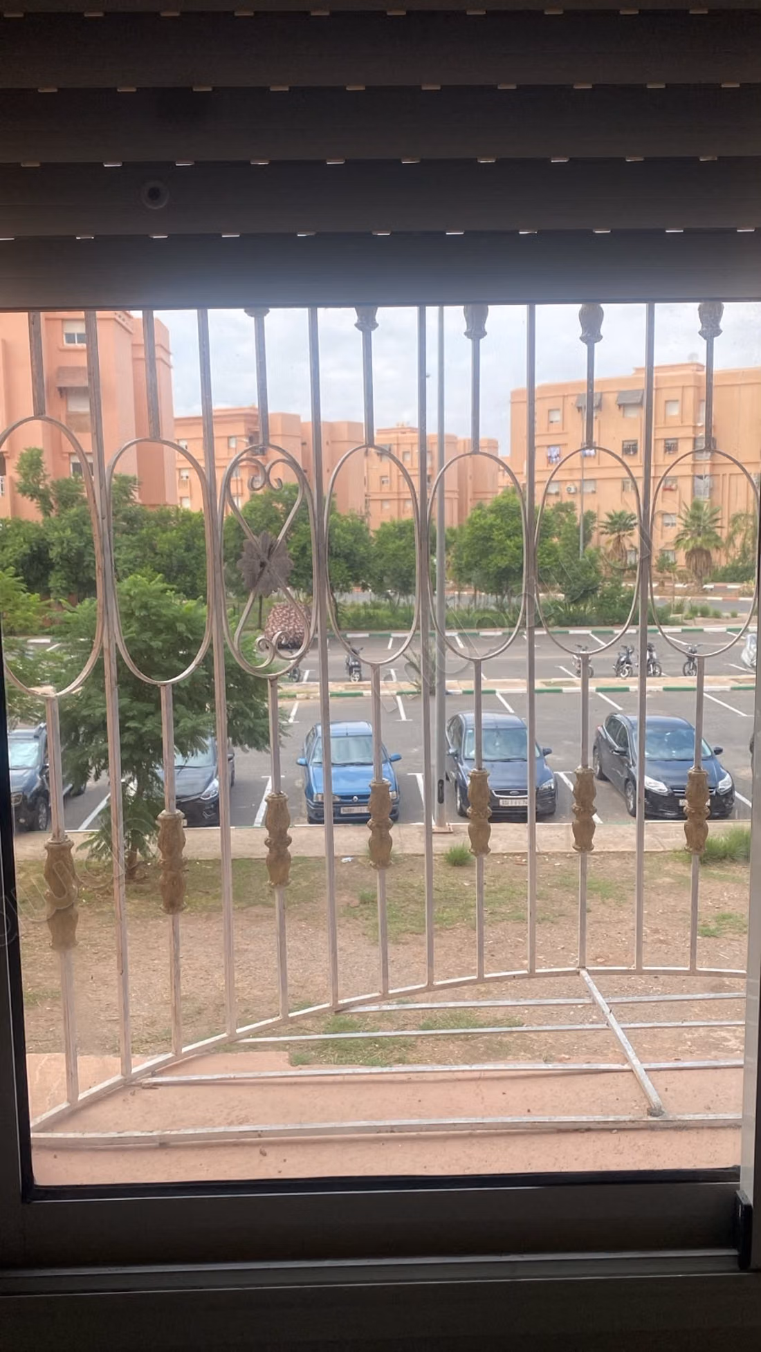 Appartement à louer à Ain Mezouar. 1 Pièce. Bien meublé