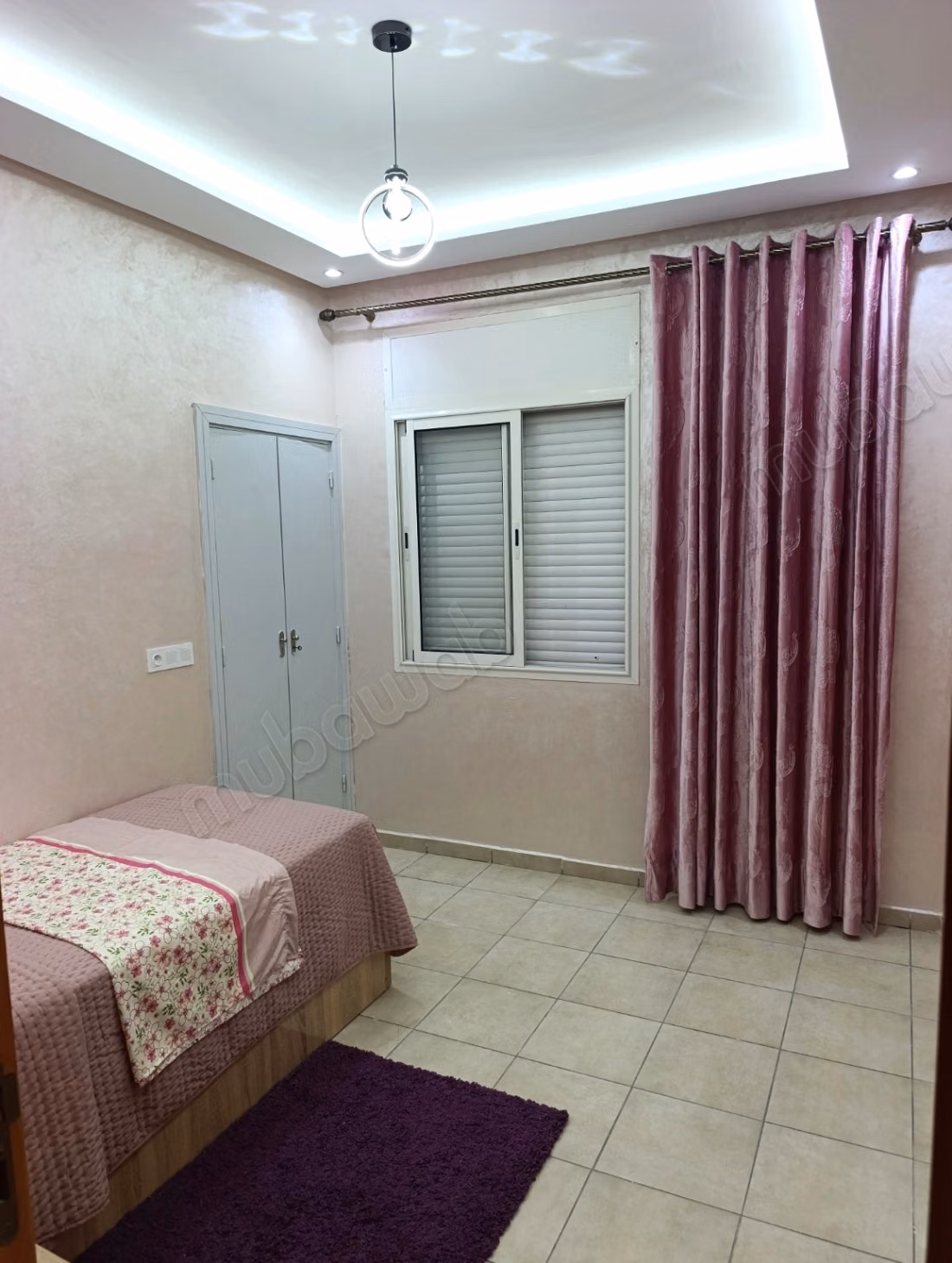 Appartement à louer à Ain Mezouar. 1 Pièce. Bien meublé