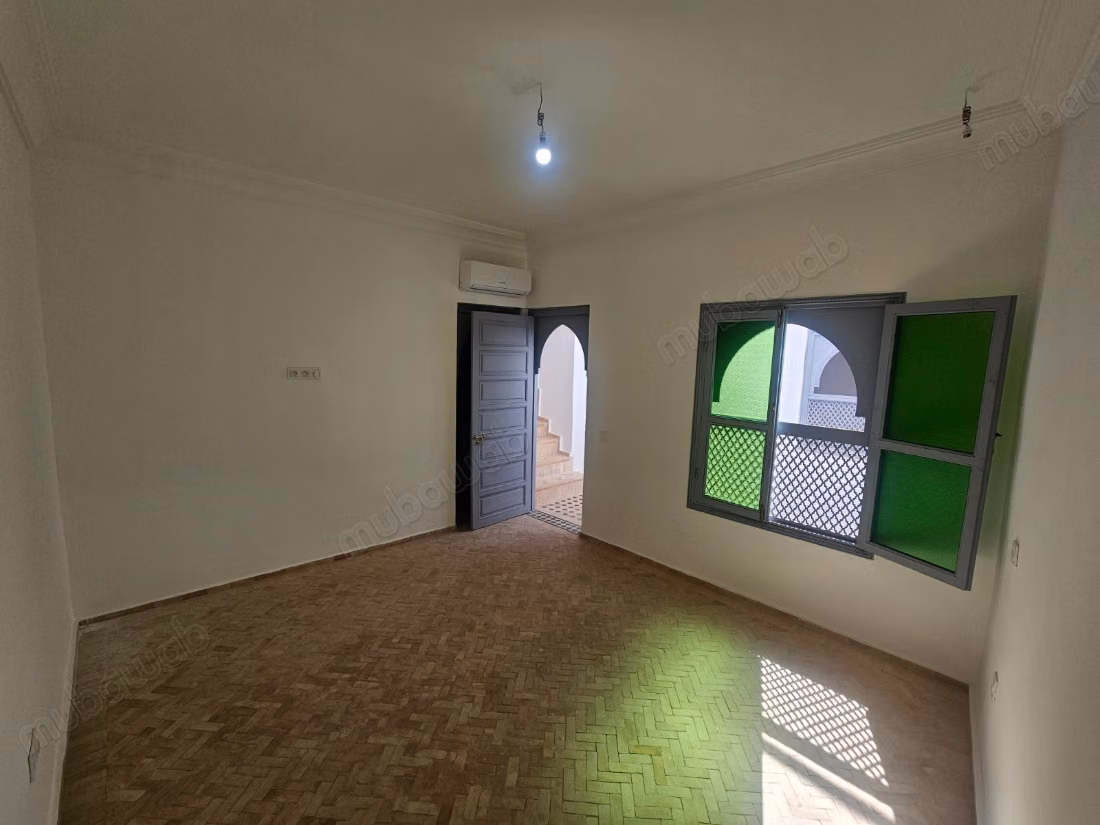 Vente riad rénové – 4 chambres – hart soura