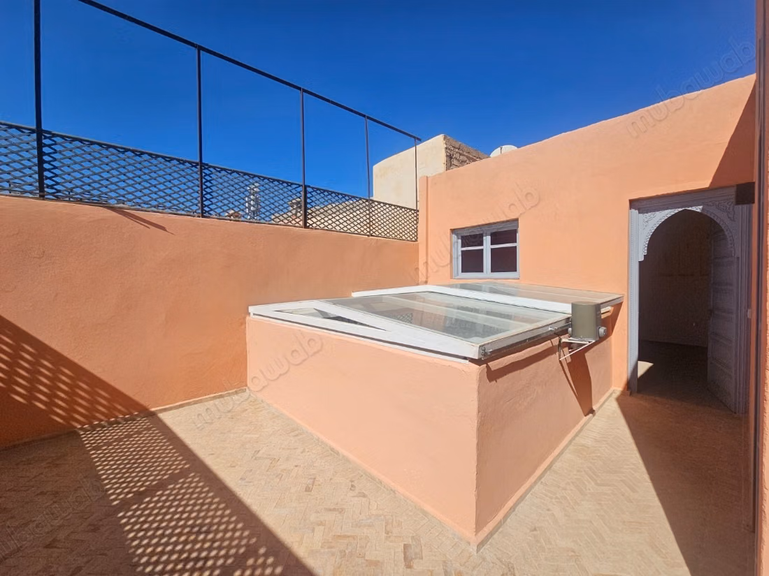 Vente riad rénové – 4 chambres – hart soura