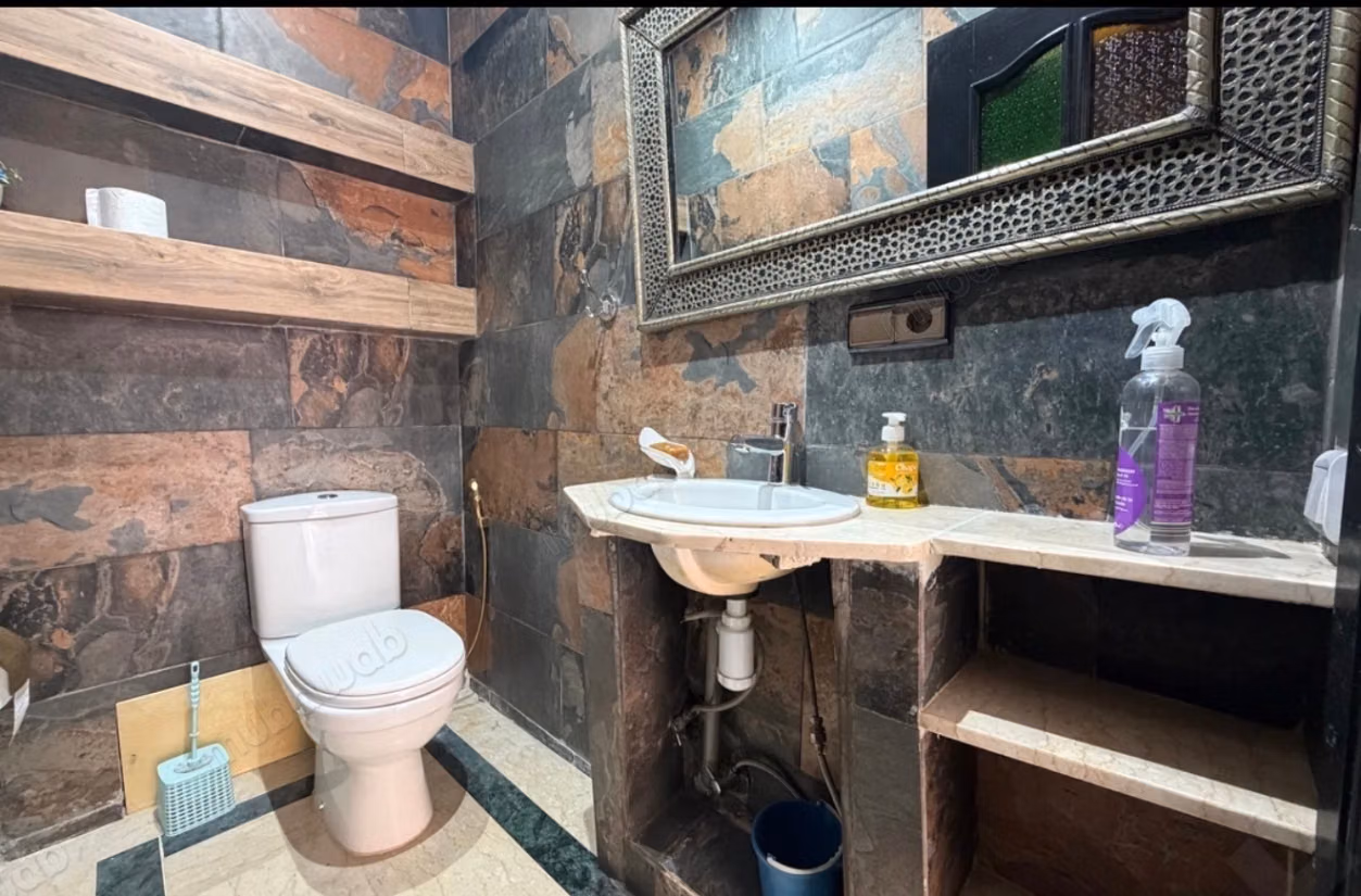 Appartement à louer à Hivernage.
Superficie 62 m².
Bien meublé