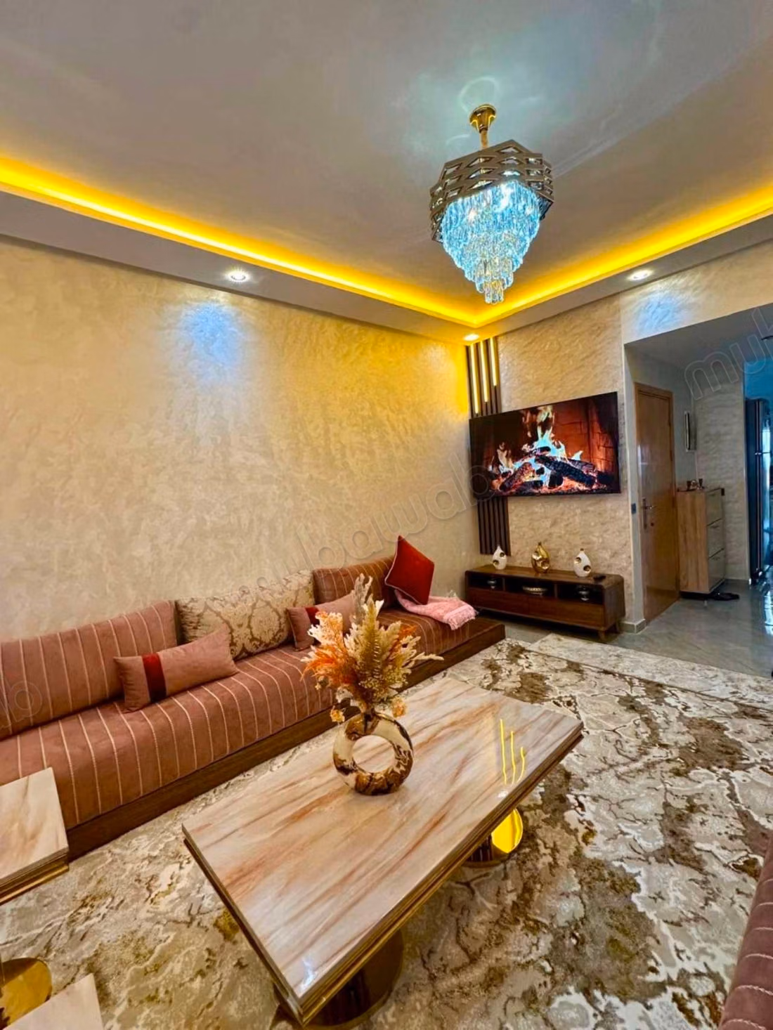 Appartement à louer à Mansman. Superficie 90 m². Meublé