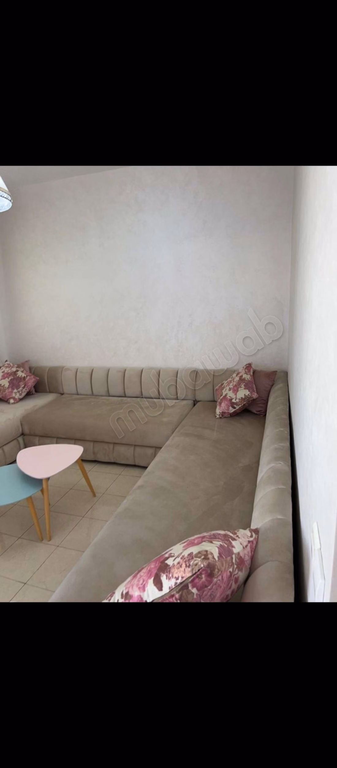 Appartement. De blex en vente à Riyad. 1 Pièce. Salon avec décoration marocaine
