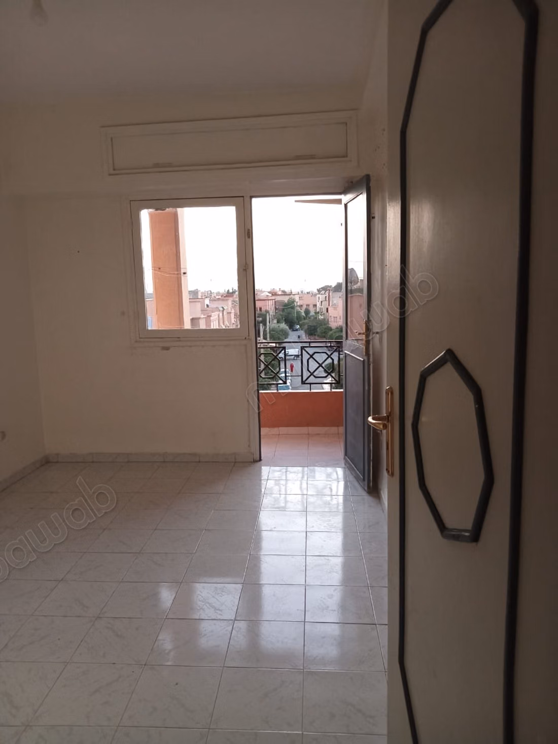 Appartement à louer à Hay Saada 
1.2 chambres. Salon Marocain