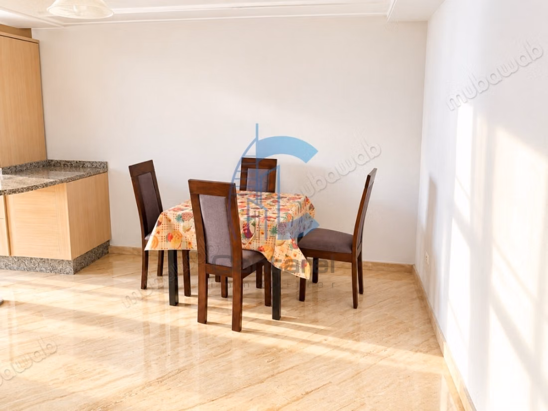 À louer – appartement meublé de 206 m² à palmier