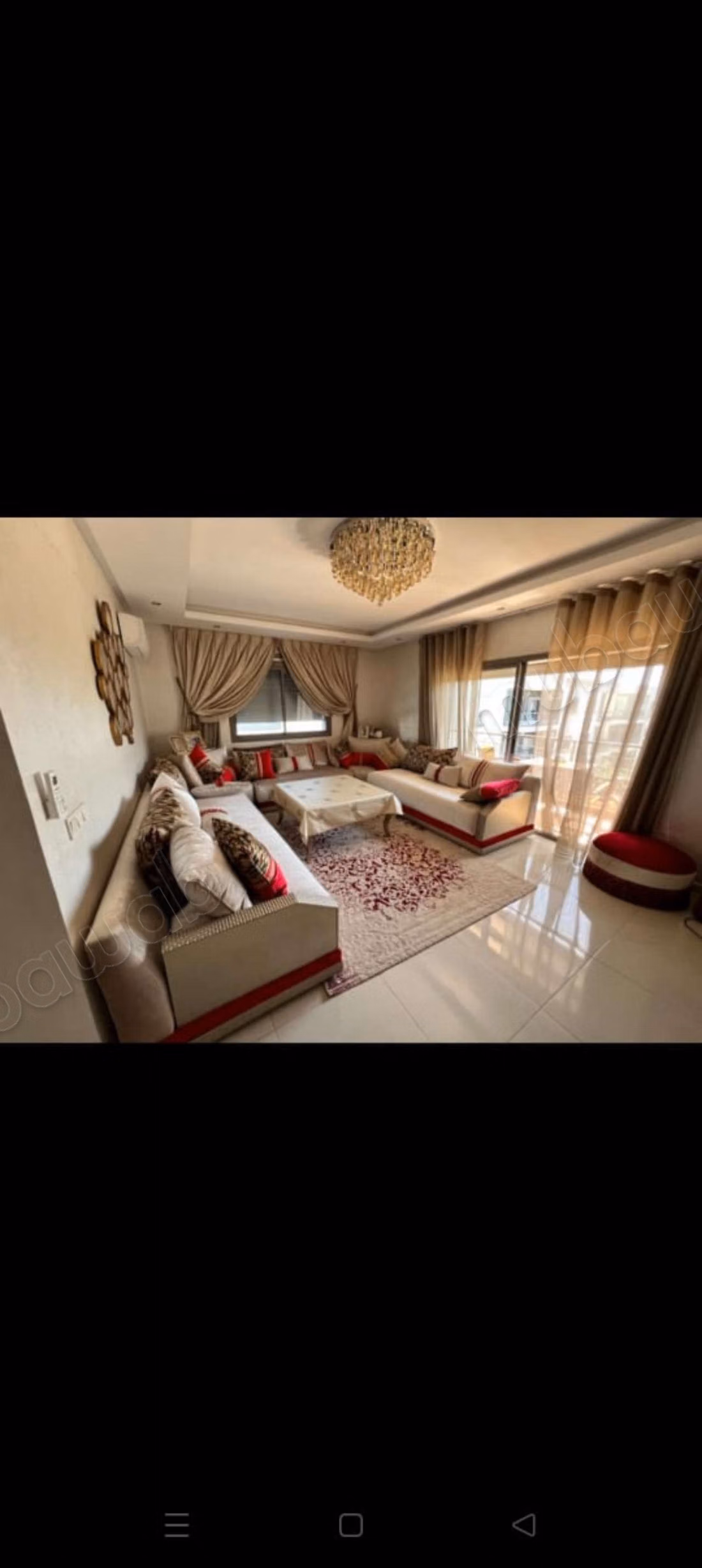 Bel appartement à louer au centre-ville. 3 belles chambres. Meublé