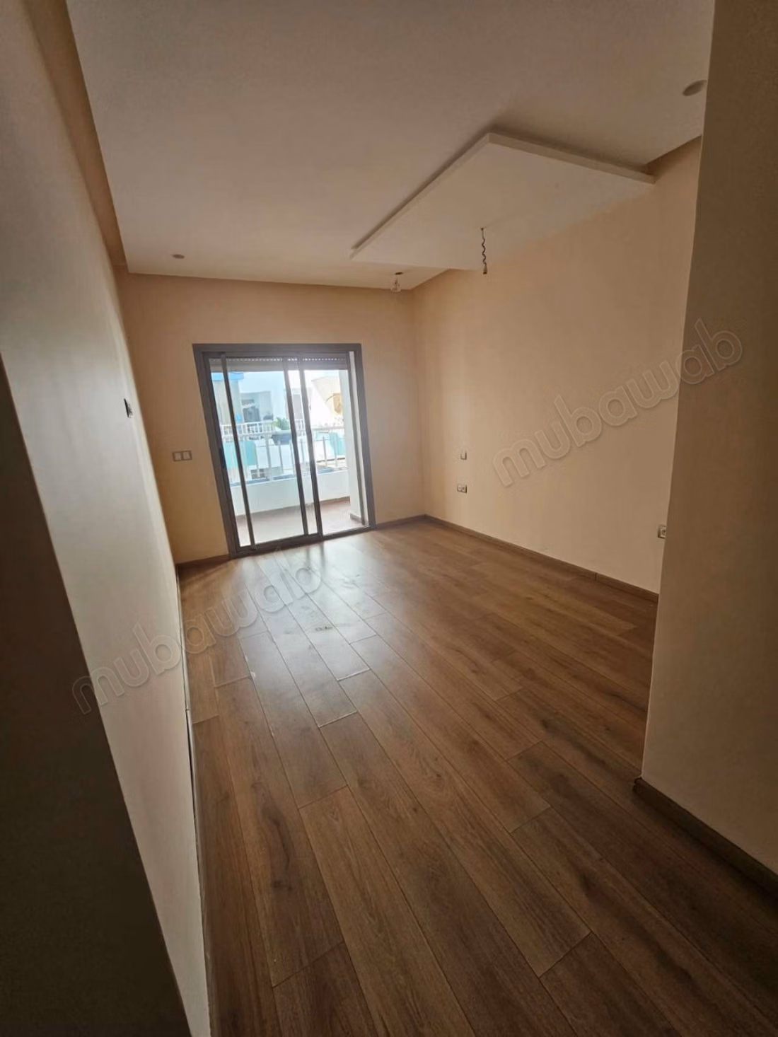 Bel appartement à louer dans le "Quartier du Parc". 2 chambres. Fenêtres avec double vitrage et porte sécurisée