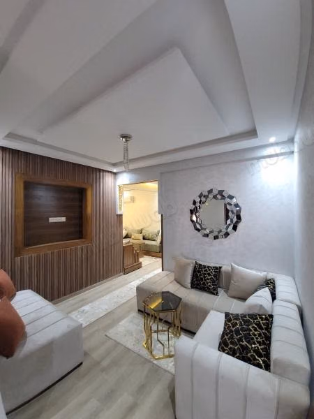 Très bel appartement en location à Hay Saada.
Superficie 71 m².
Bien meublé