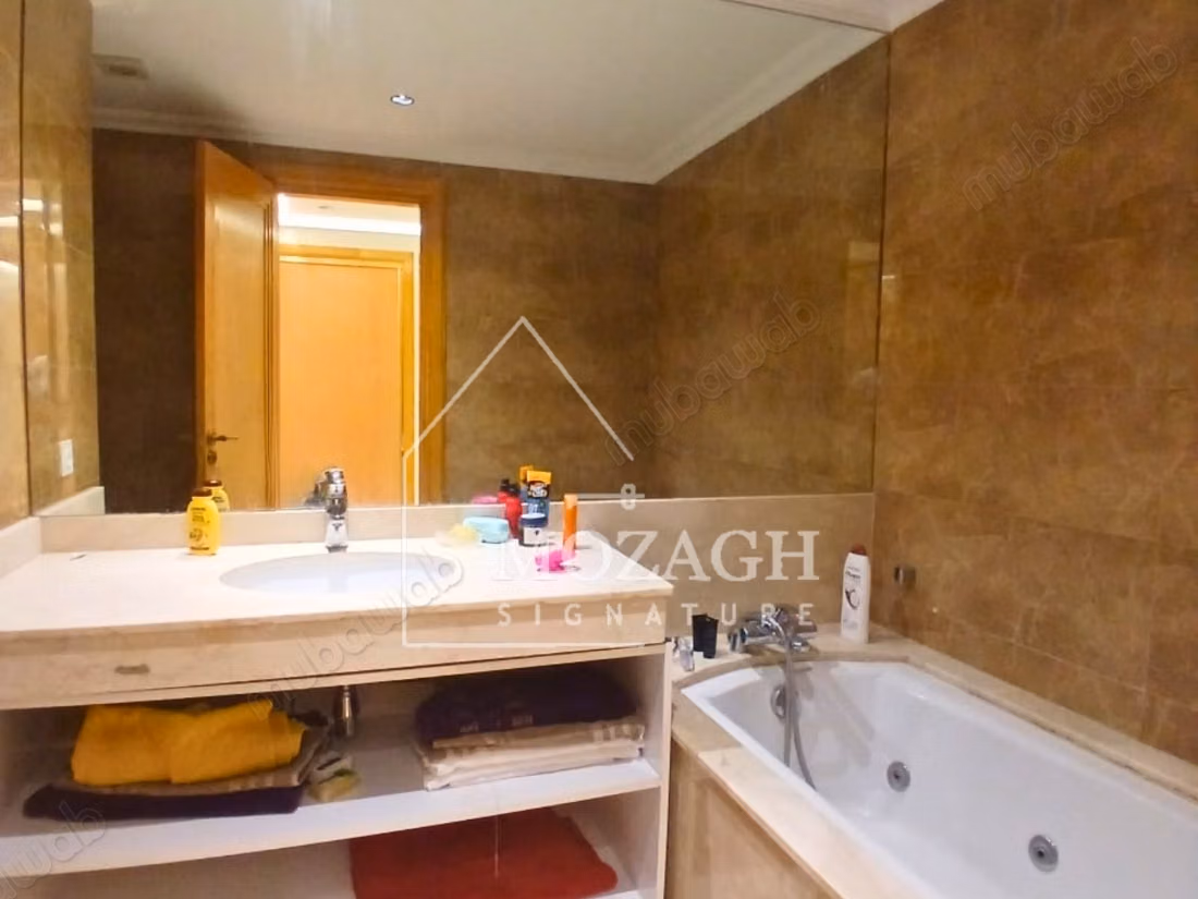 Appartamento moderno con piscina - Majorelle