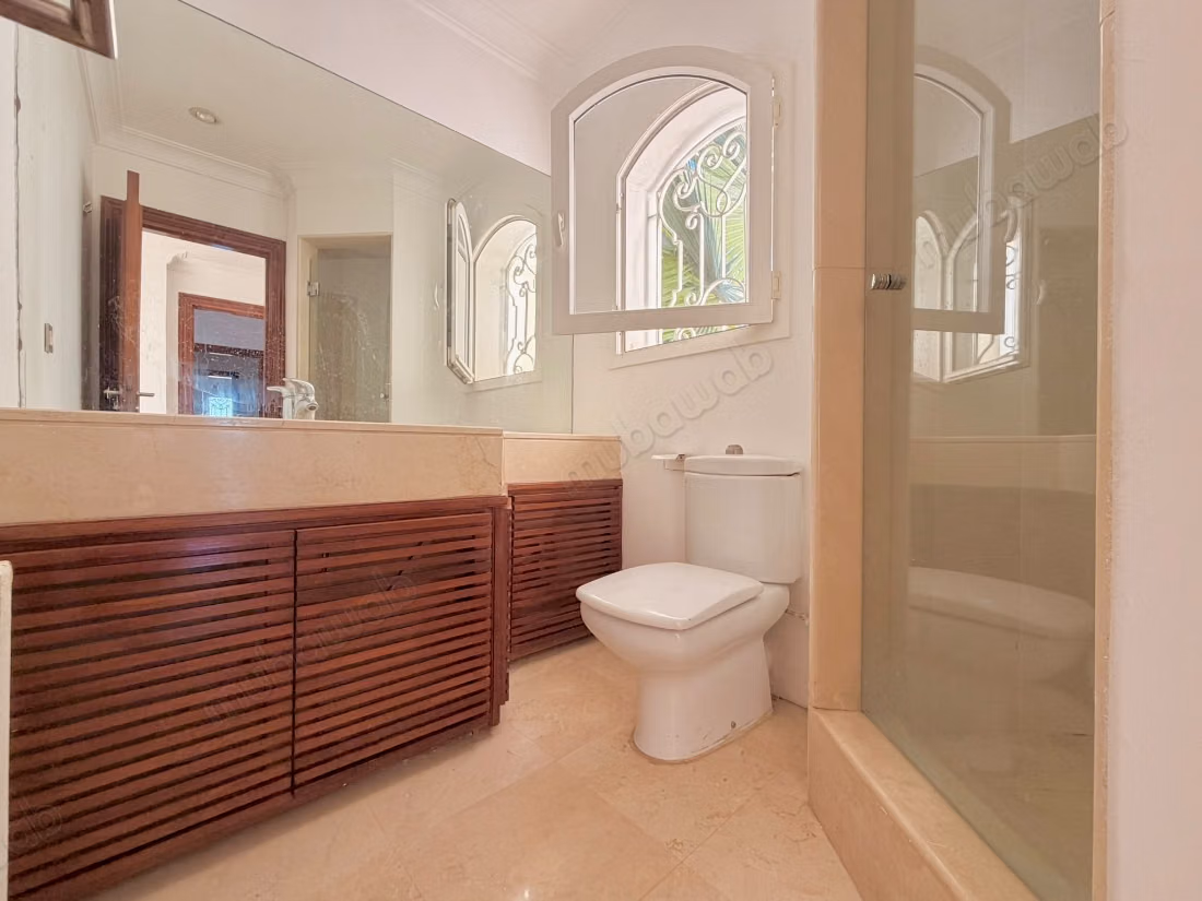 Villa avec vue mer à louer 
ain diab