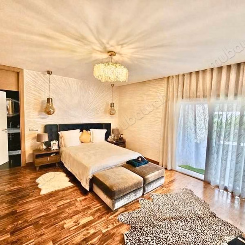 Villa à Louer de 610.0 m² à Bouskoura,
Ville Verte