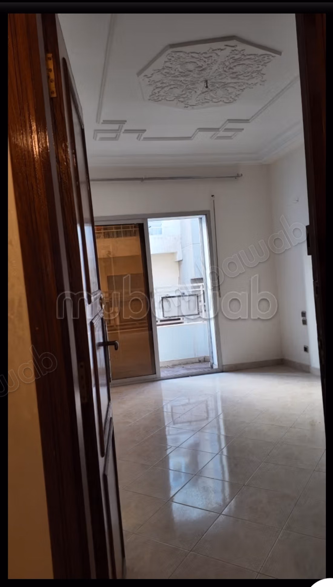 Superbe appartement à vendre à Anfa. 5 chambres. Ascenseur et terrasse