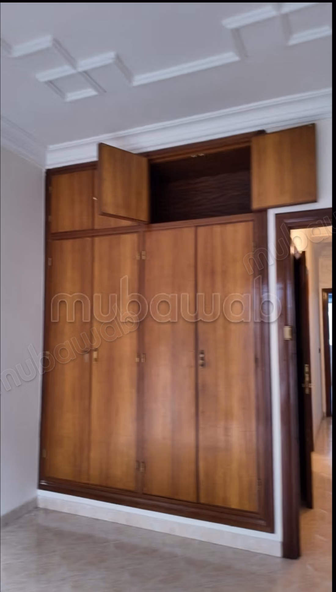 Superbe appartement à vendre à Anfa. 5 chambres. Ascenseur et terrasse