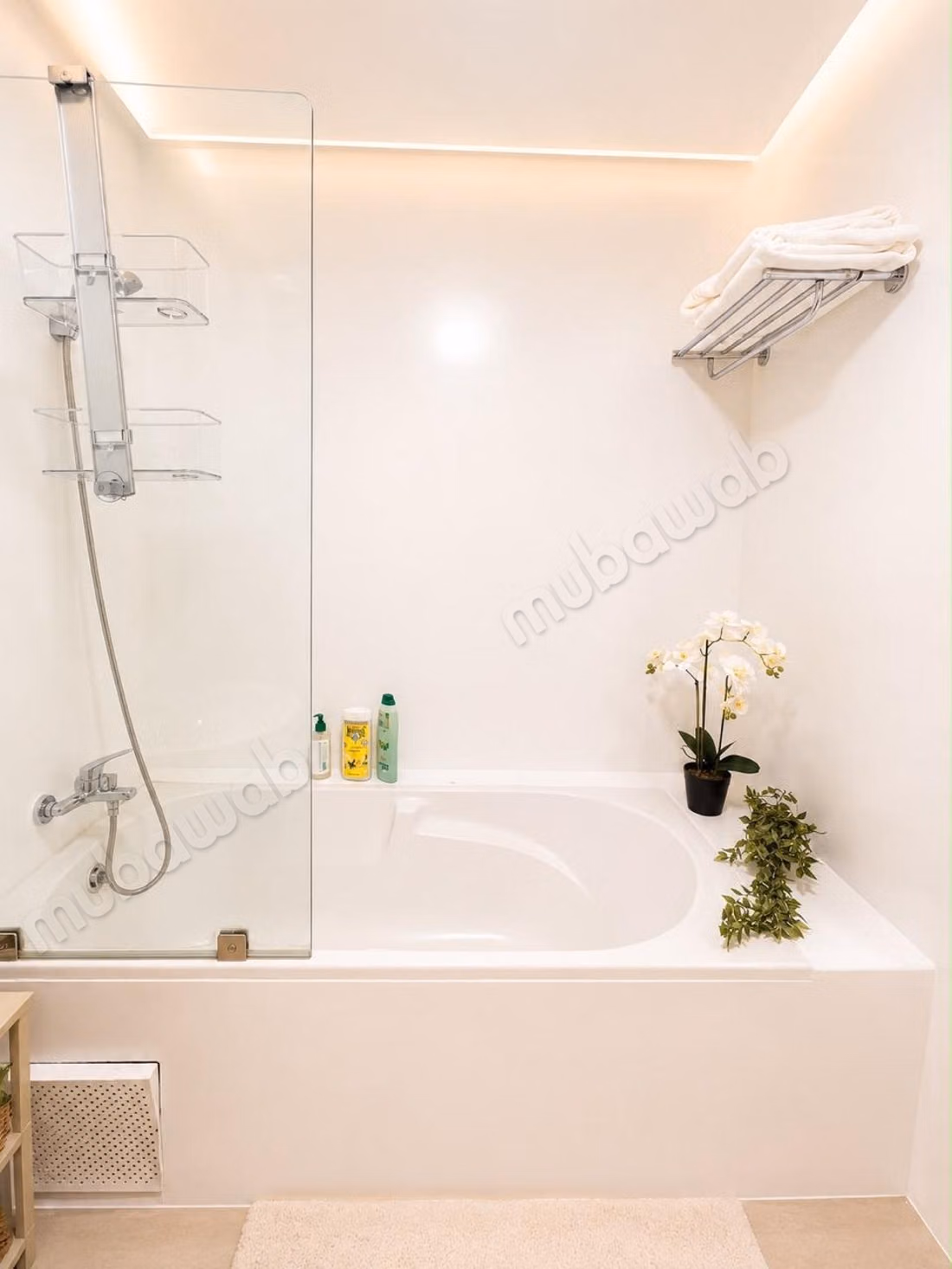 Appartement en location à Bourgogne Ouest. 
Surface de 100 m². 
Bien meublé