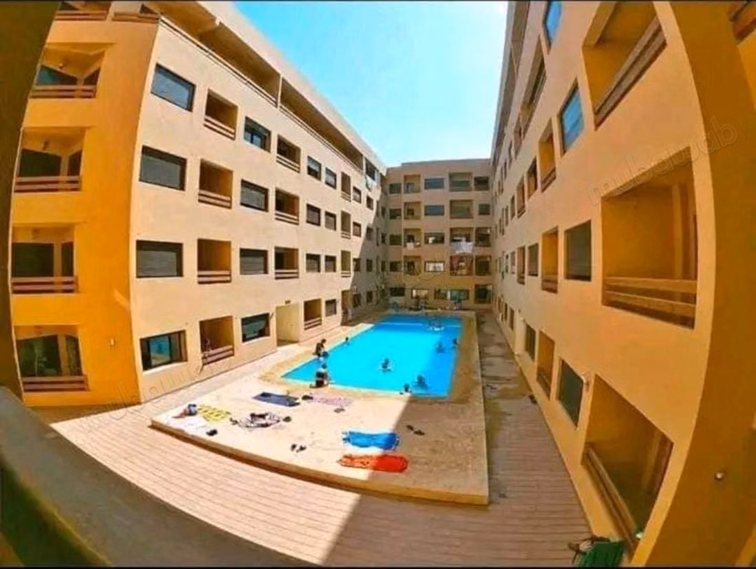 Appartamenti in affitto a Gueliz. Area 82 m². Salotto marocchino e antenna satellitare