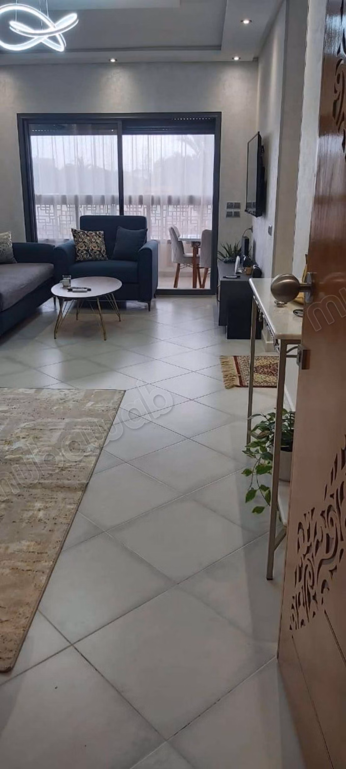 Bel appartement à louer à La Siesta. 1 pièce. Meublé