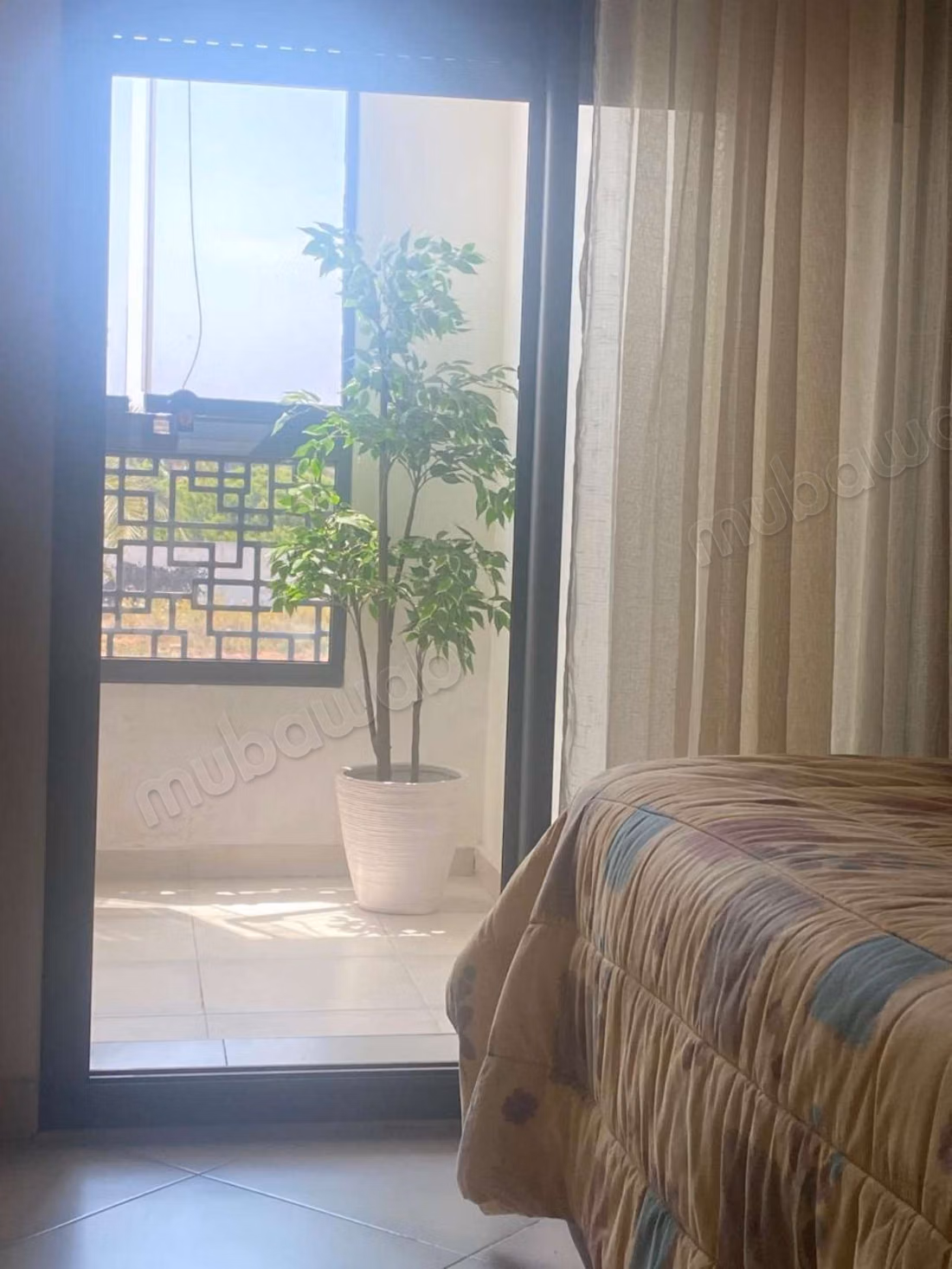 Bel appartement à louer à La Siesta. 1 pièce. Meublé