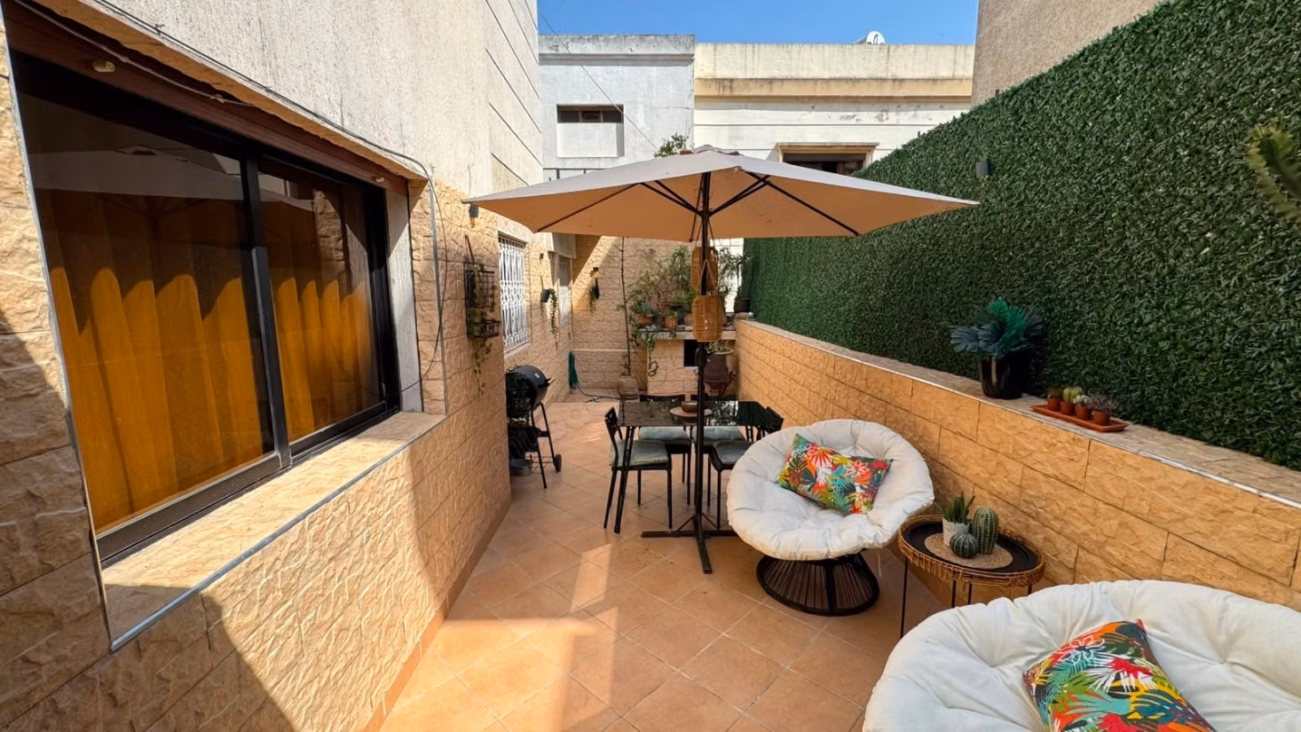 Spacieux Appartement de 223 m²