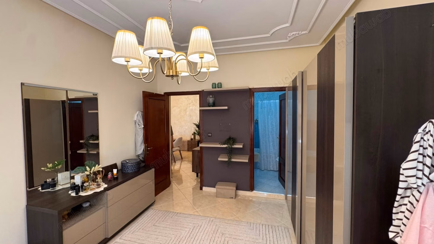 Spacieux Appartement de 223 m²