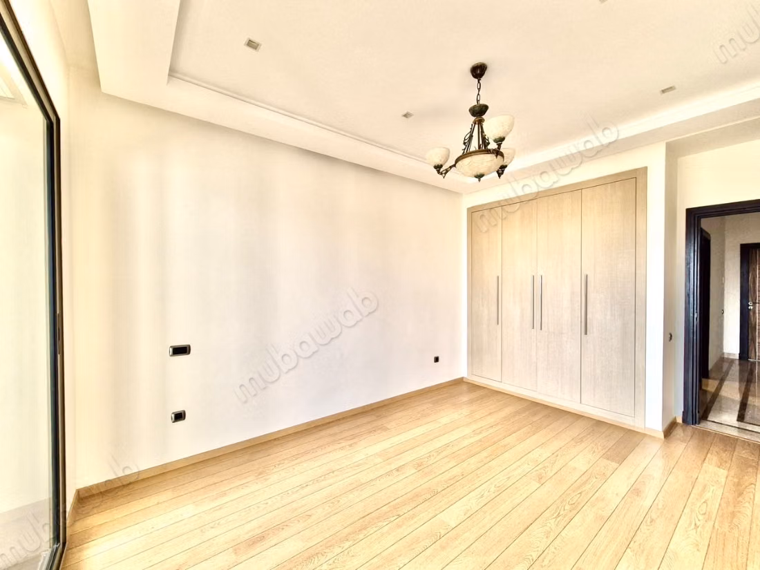 Appartement Vide Bouskoura 
Ville Verte