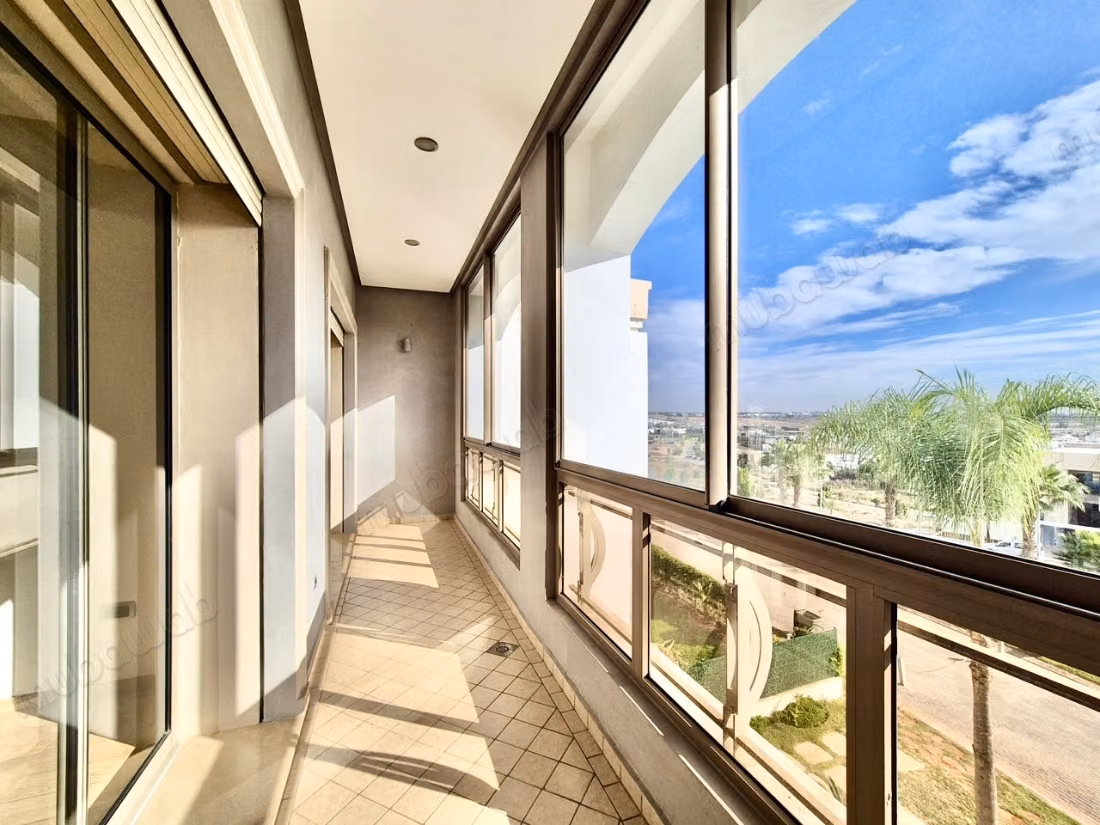 Appartement Vide Bouskoura 
Ville Verte