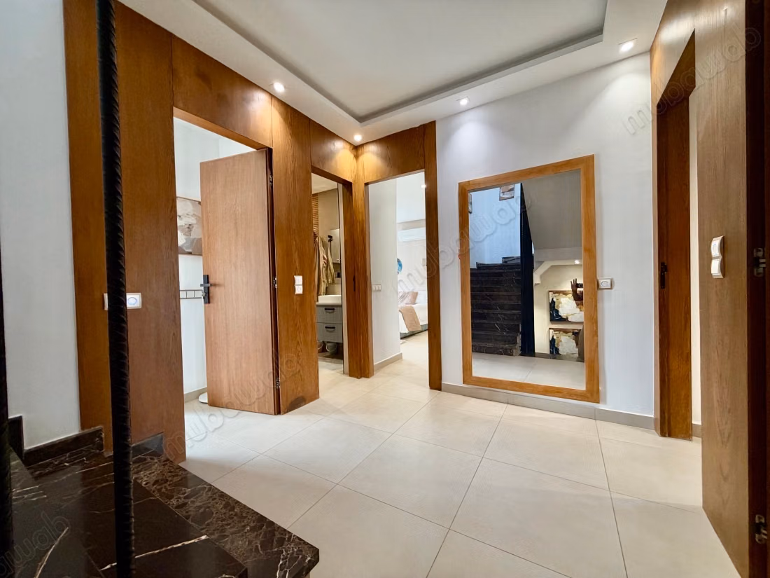 Targa: Villa 200 m2 4 chambres état neuf