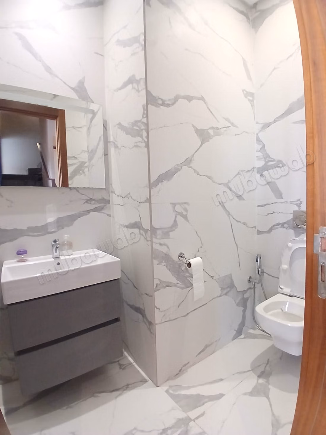 Magnifico duplex studio arredato in affitto a CFC