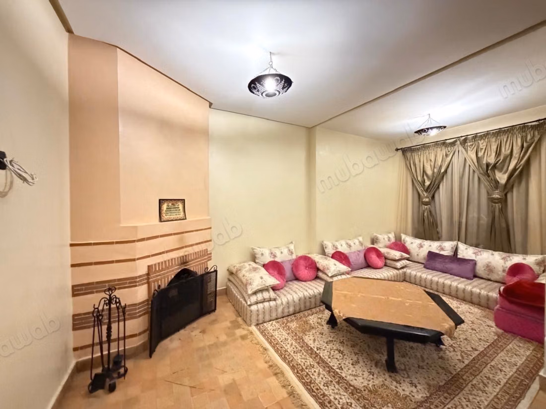 Location d'un appartement à Belbekkar. 
2 chambres agréables. 
Bien meublé