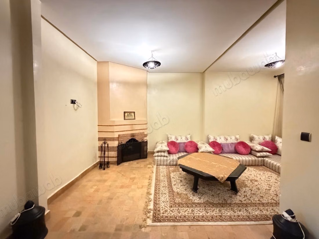 Location d'un appartement à Belbekkar. 
2 chambres agréables. 
Bien meublé