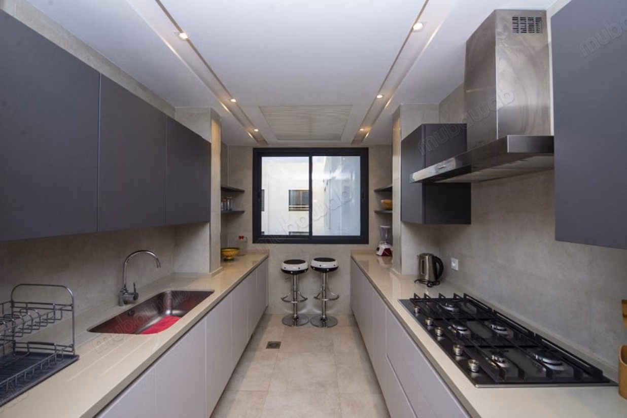 Appartement à louer à Riyad. 4 pièces. Bien meublé