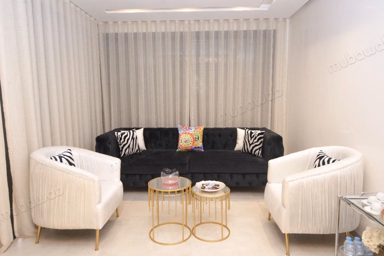 Appartement à louer à Riyad. 4 pièces. Bien meublé