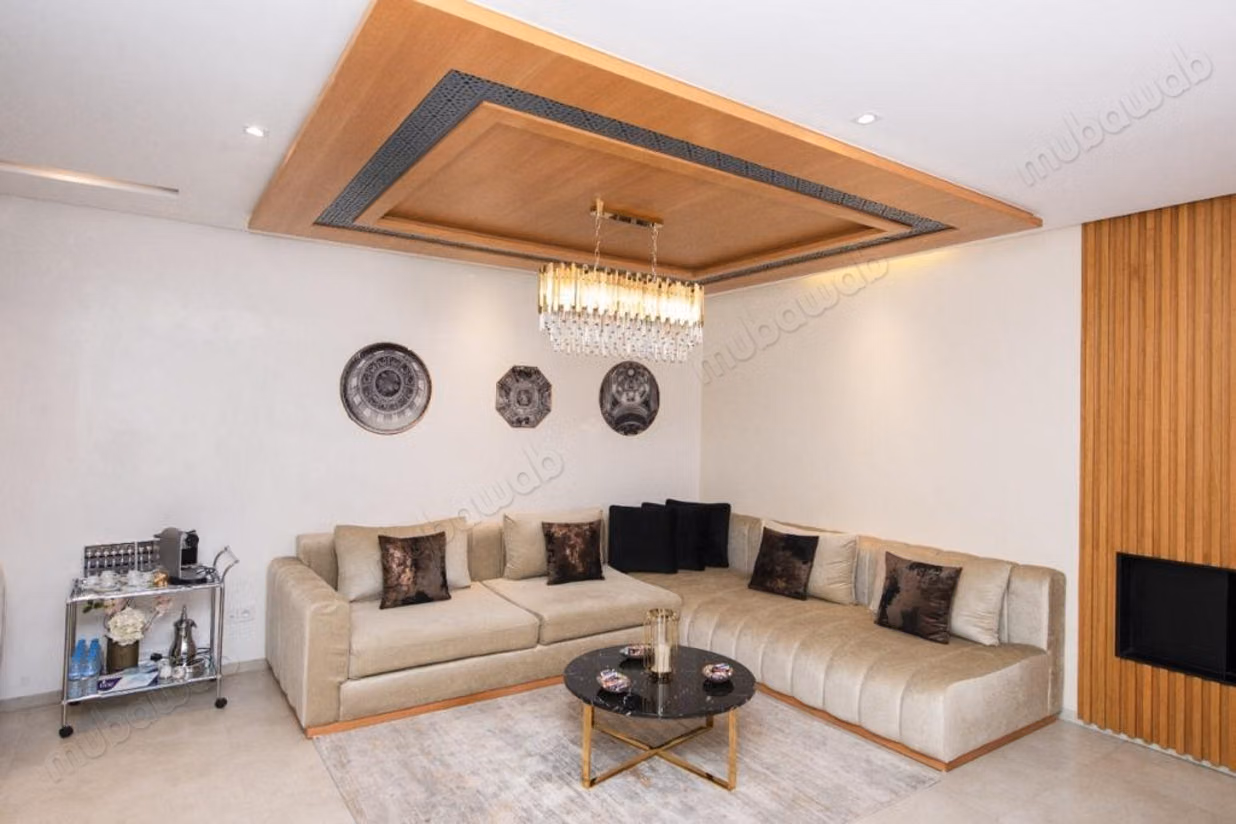 Appartement à louer à Riyad. 4 pièces. Bien meublé