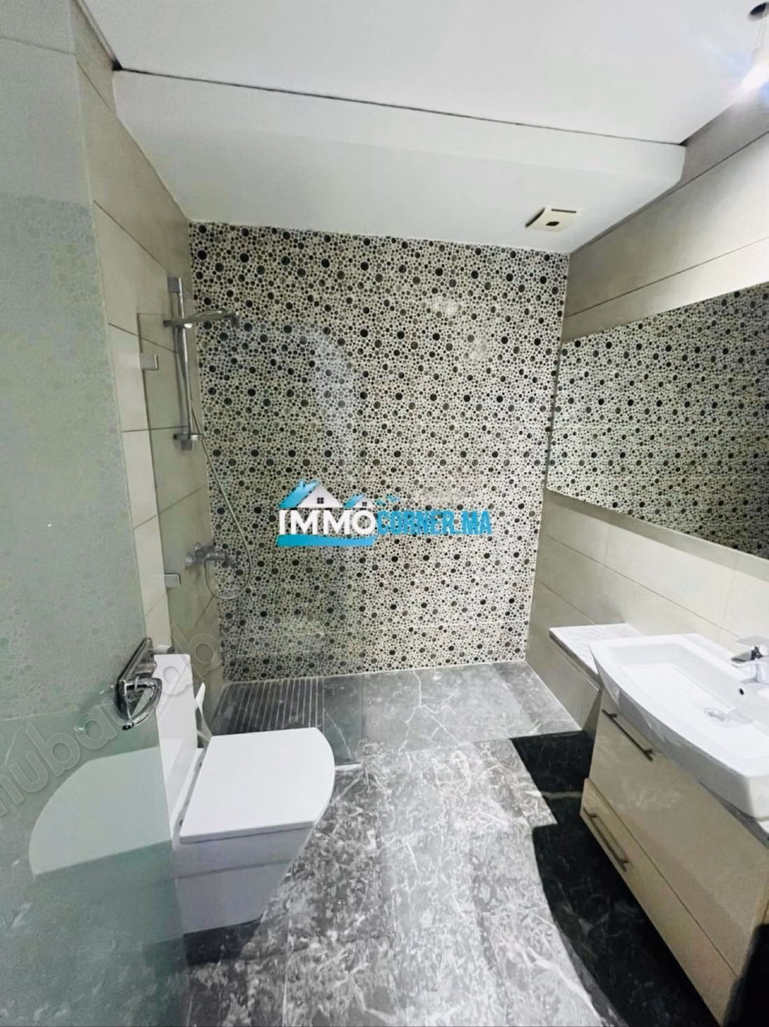 Appartement à louer dans une résidence fermée avec piscine – Malabata, Tanger