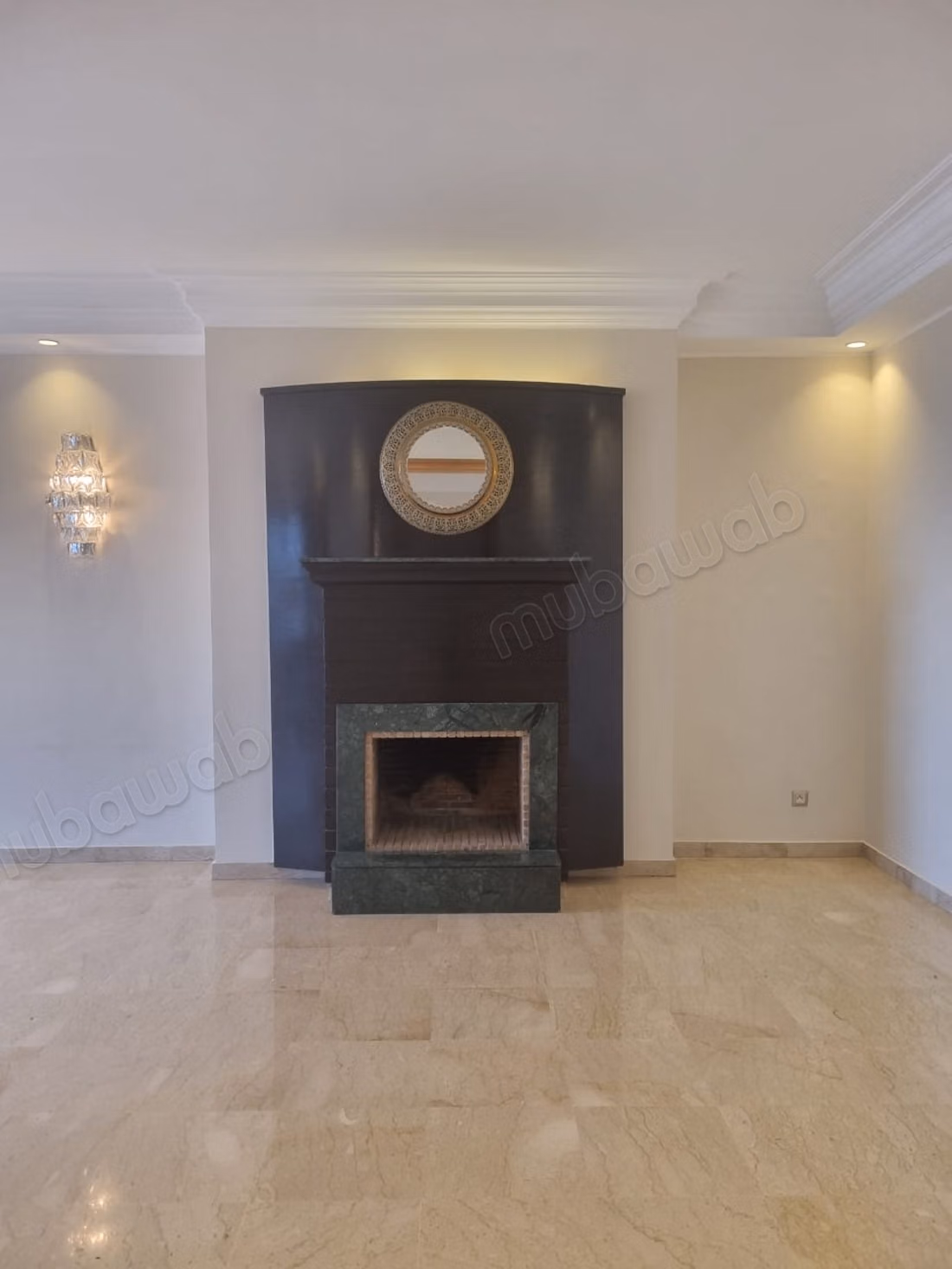 Bel appartement à louer 180 m² 
Ghandi