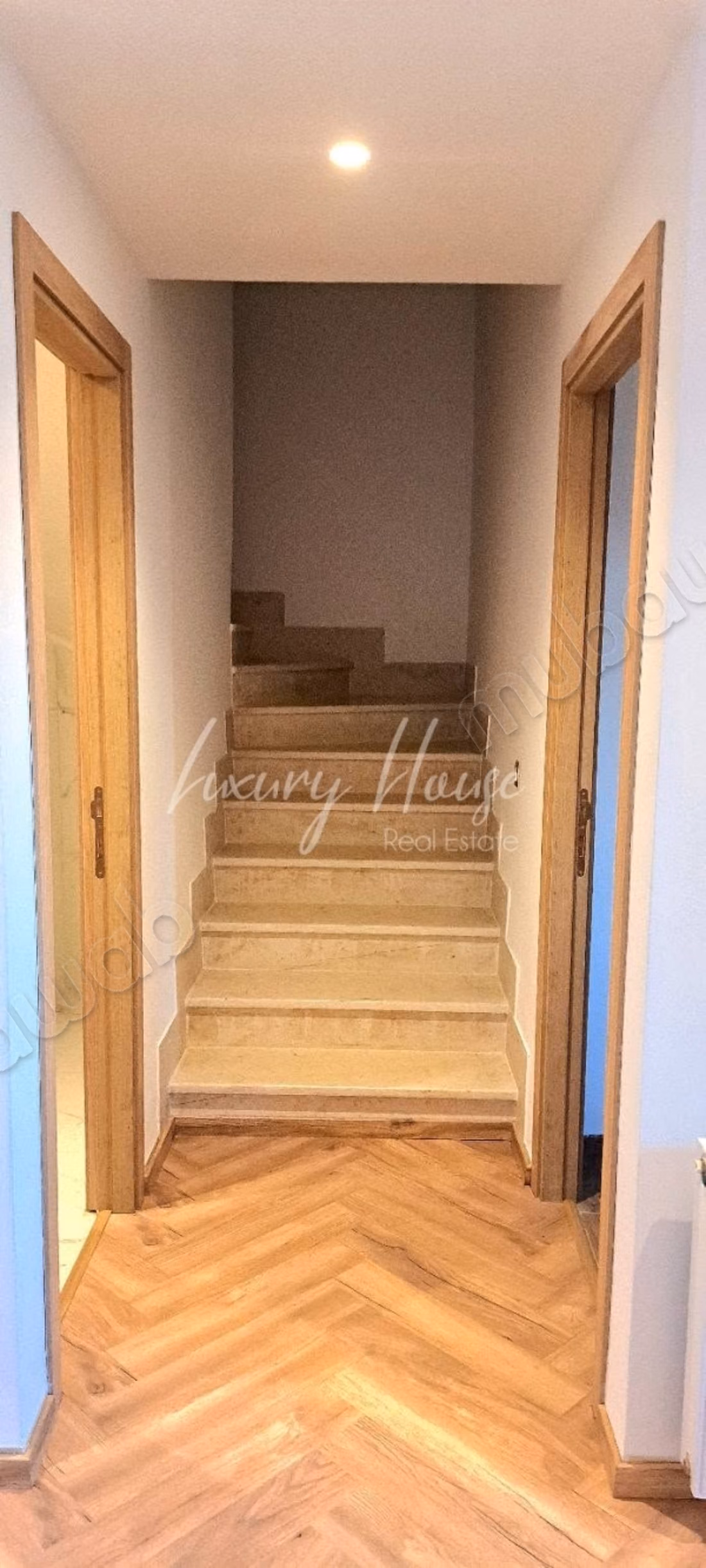 Duplex S2 neuf à la Marsa Bhar lazreg