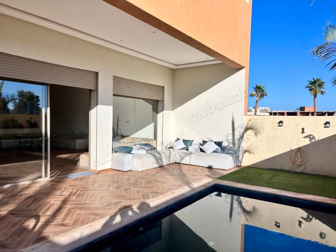 Villa De Luxe à Vendre à Chrifia 
VE25401