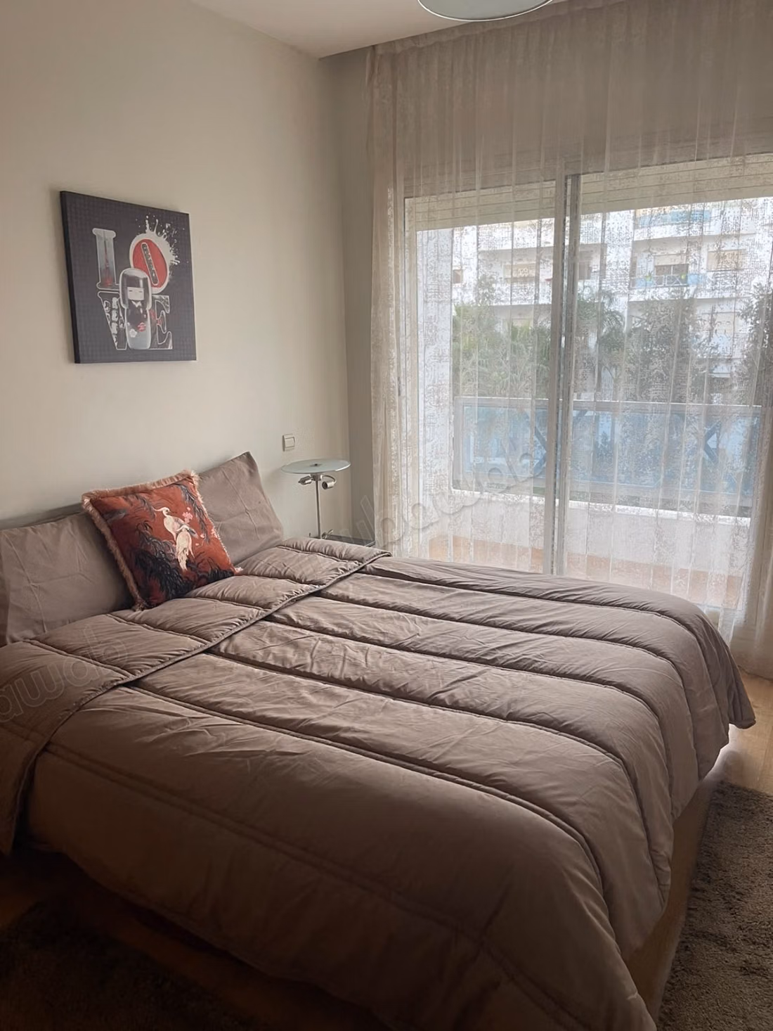 Très bel appartement en location à Nouaceur. 
3 grandes pièces. 
Meublé