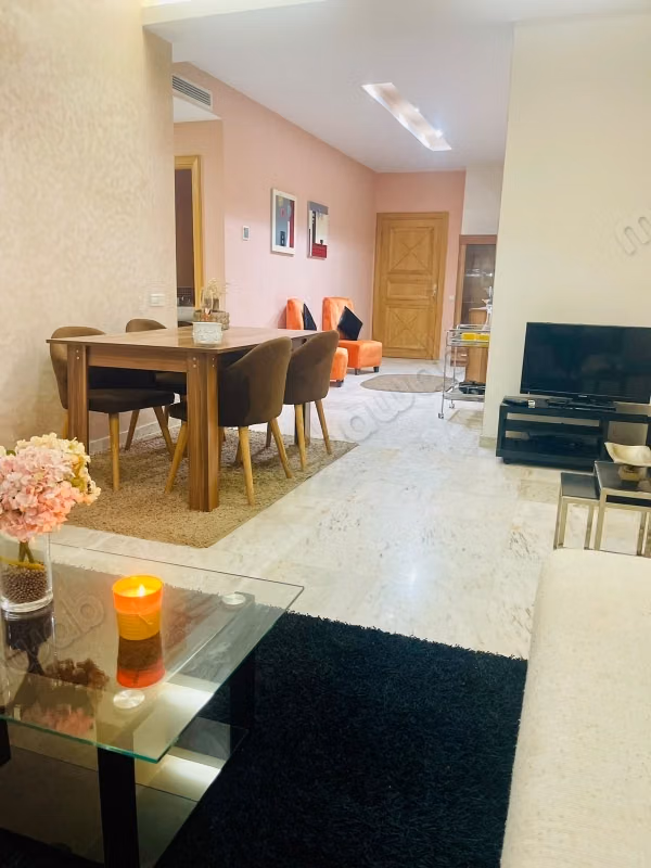Très bel appartement en location à Nouaceur. 
3 grandes pièces. 
Meublé