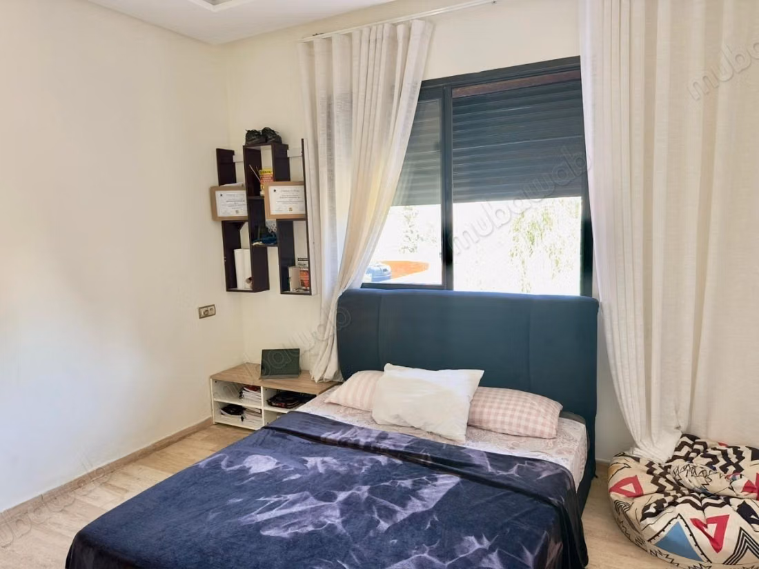 Villa spacieuse à vendre sur route de fès VE26313