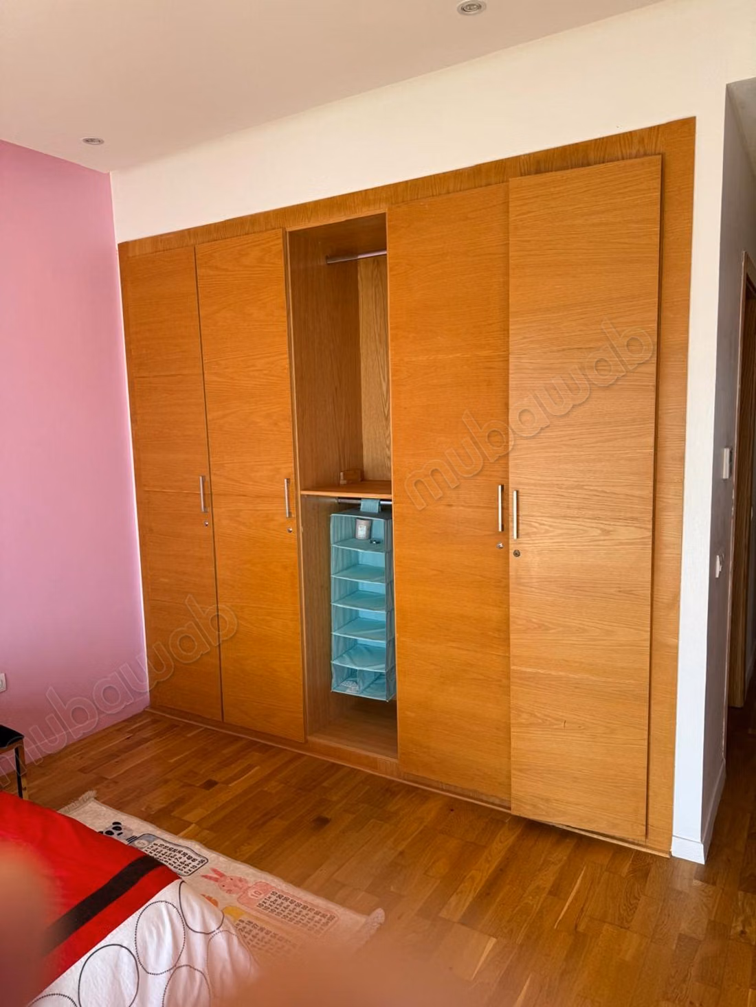 Belle villa à louer à Manzeh, Route Zahir, communauté de Manzeh. Superficie 800 m². Meublée