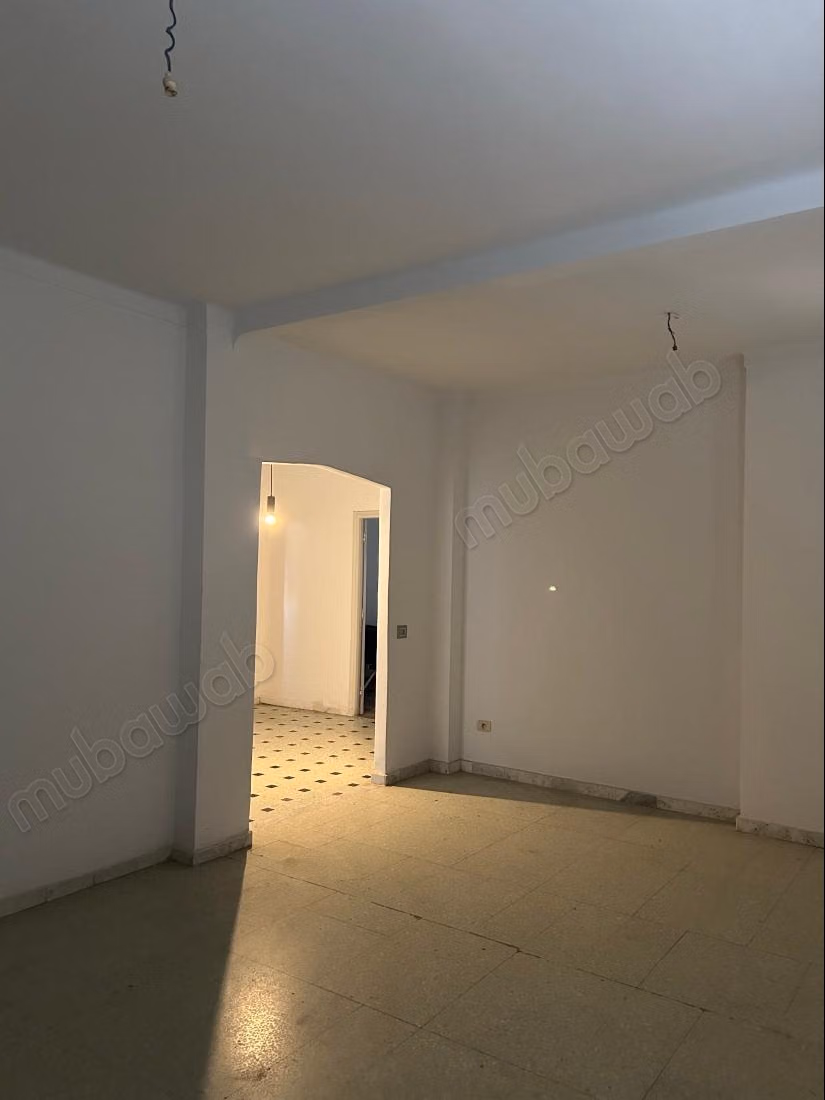 Stunning villa for rent in El Aouina. 3 comfortable rooms. Beautiful terrace