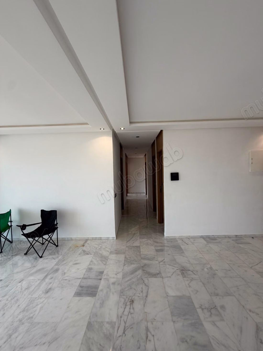 Louez cet appartement à Souissi. 3 belles chambres. Salon marocain, sécurité