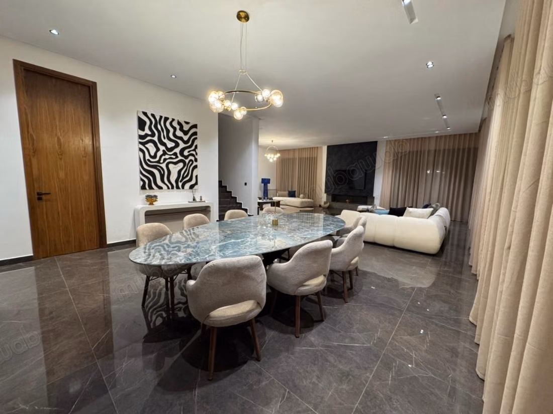 Villa de Luxe 4 chambres à Louer LOM26091