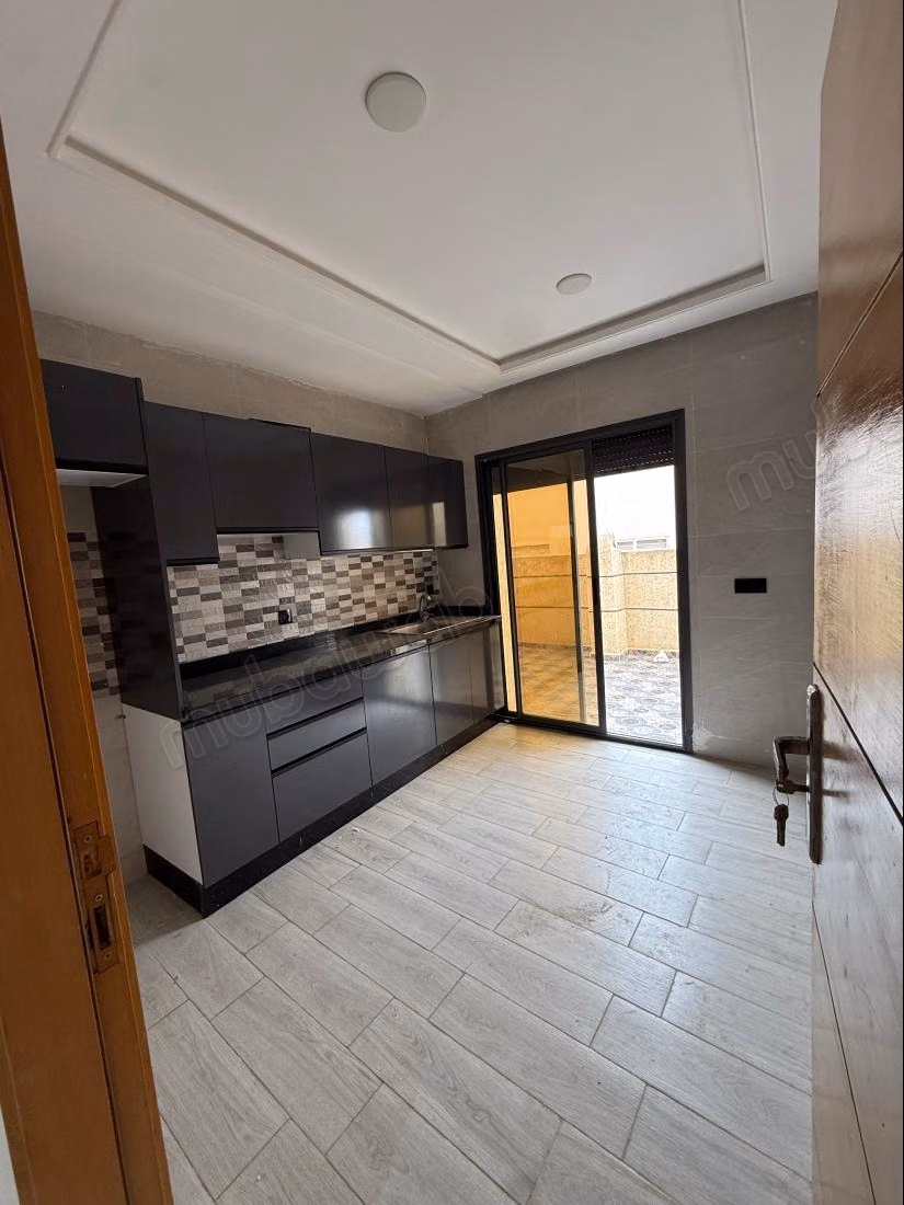 Appartement à l’achat à HAMRIA en plein centre