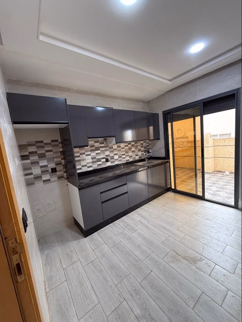 Appartement à l’achat à HAMRIA en plein centre