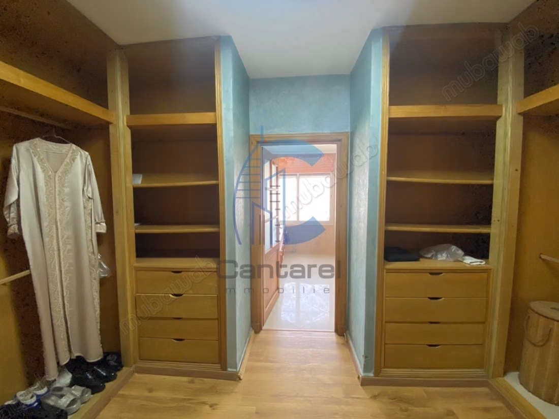 À vendre villa avec jardin à nassim