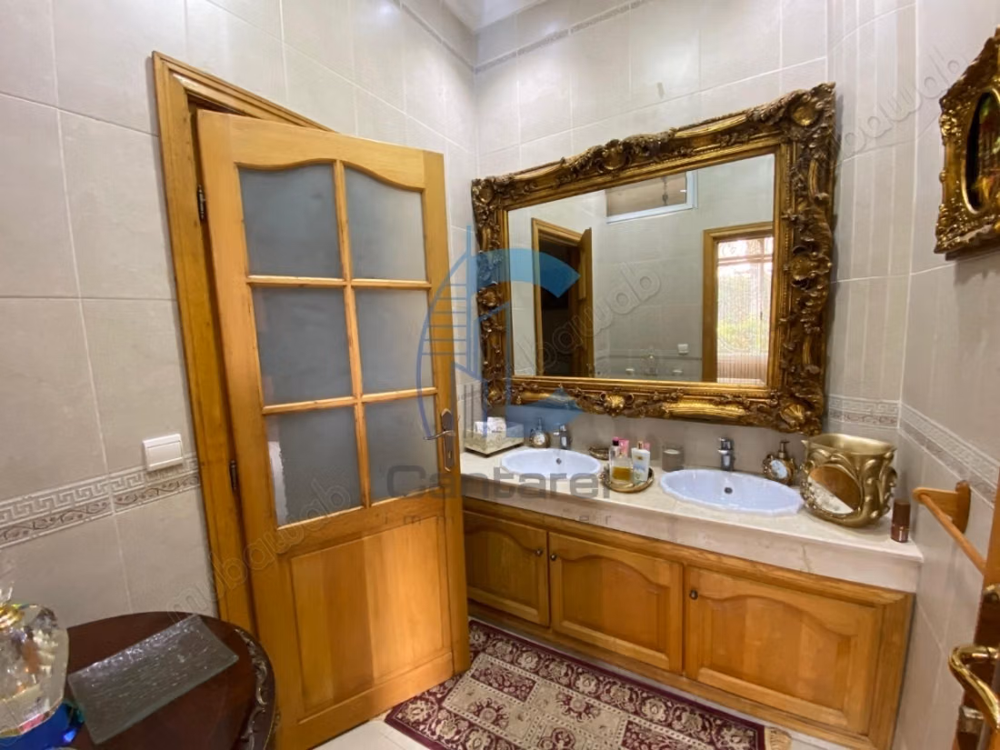 À vendre villa avec jardin à nassim