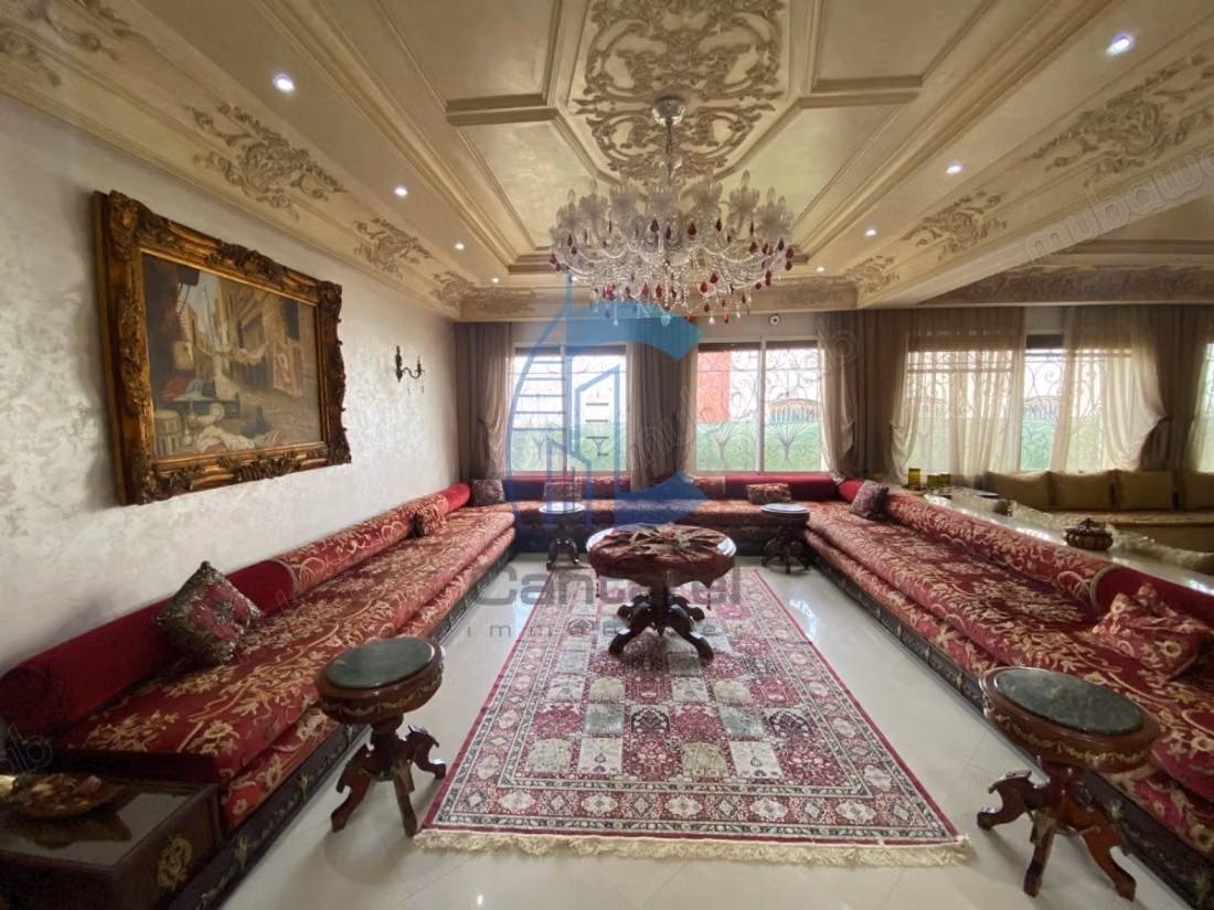 À vendre villa avec jardin à nassim